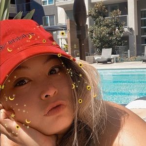 Meet your Posher, Amonrat